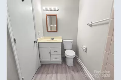 6131 Meadow Rose Lane, Charlotte, NC 28215 - Photo 17