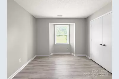 6131 Meadow Rose Lane, Charlotte, NC 28215 - Photo 9