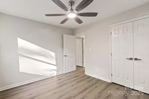 6134 Mayridge Dr, Charlotte, NC 28215 - Photo 17