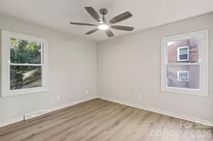 6134 Mayridge Dr, Charlotte, NC 28215 - Photo 9