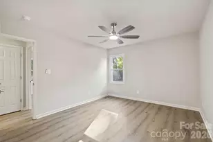 6134 Mayridge Dr, Charlotte, NC 28215 - Photo 17