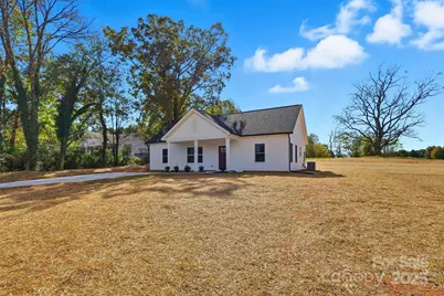 126 N Main Street, Granite Falls, NC 28630 - Photo 3