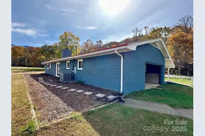 609 Cattail Road, Burnsville, NC 28714 - Photo 23