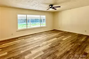 609 Cattail Rd, Burnsville, NC 28714 - Photo 9