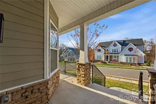 194 Forsythia Ln, Tega Cay, SC 29708 - Photo 5
