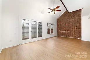 606 N Graham St, Charlotte, NC 28202 - Photo 9