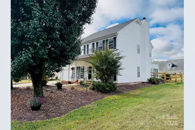 1413 Lockhart Place NW, Concord, NC 28027 - Photo 3