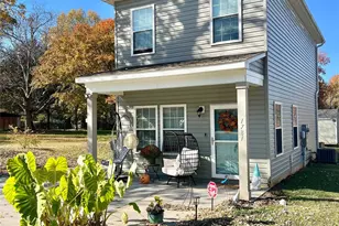 1781 17th Ave NE, Hickory, NC 28601 - Photo 3