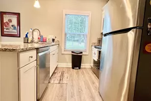 1781 17th Ave NE, Hickory, NC 28601 - Photo 9