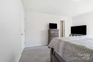 139 Jo Creek Ln, Harmony, NC 28634 - Photo 7