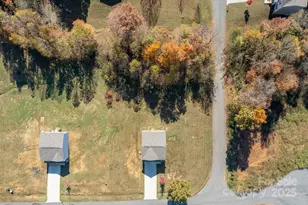 139 Jo Creek Ln, Harmony, NC 28634 - Photo 3