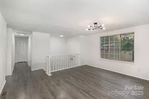 8435 Othello Pl, Charlotte, NC 28227 - Photo 7