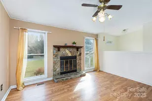 11031 Mallard Crossing Dr, Charlotte, NC 28262 - Photo 3