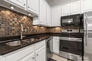 611 Garden District Dr, Charlotte, NC 28202 - Photo 7