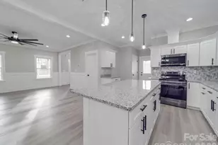 1107 Greenwood St, Albemarle, NC 28001 - Photo 11