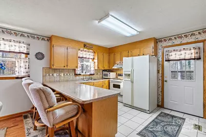 6072 Lookout Heights Drive, Claremont, NC 28610 - Photo 9