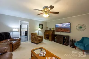 102 Arbor Ln, Hendersonville, NC 28791 - Photo 11