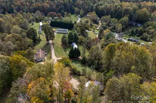 17 Hat Crk Dr, Asheville, NC 28806 - Photo 31