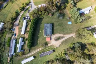 17 Hat Crk Dr, Asheville, NC 28806 - Photo 11