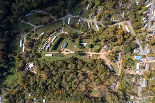 17 Hat Crk Dr, Asheville, NC 28806 - Photo 3