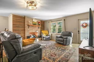 4441 Snyder's Way, Lenoir, NC 28645 - Photo 3