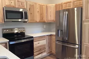 212 Brigsy Ln, Whittier, NC 28789 - Photo 7