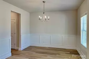 139 Queenshall Rd, Mooresville, NC 28117 - Photo 3