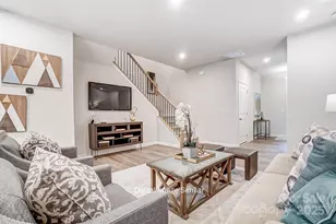 7032 Hodges Meadow Ln, Charlotte, NC 28213 - Photo 7