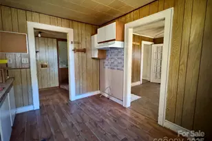 1116 W Davidson Ave, Gastonia, NC 28052 - Photo 13