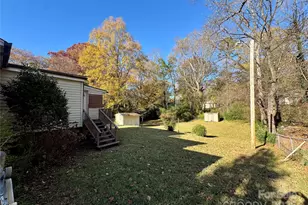 1116 W Davidson Ave, Gastonia, NC 28052 - Photo 5