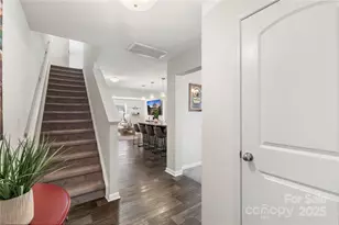 876 Newfound Hollow Dr, Charlotte, NC 28214 - Photo 7