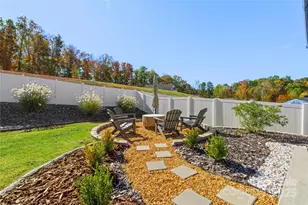 876 Newfound Hollow Dr, Charlotte, NC 28214 - Photo 43