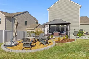 876 Newfound Hollow Dr, Charlotte, NC 28214 - Photo 41