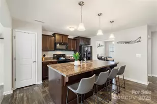 876 Newfound Hollow Dr, Charlotte, NC 28214 - Photo 13