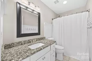 6631 Harburn Forest Dr, Charlotte, NC 28269 - Photo 33