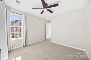 6631 Harburn Forest Dr, Charlotte, NC 28269 - Photo 27