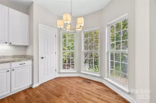 6631 Harburn Forest Dr, Charlotte, NC 28269 - Photo 13