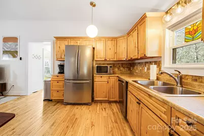 209 Glendale Avenue, Asheville, NC 28803 - Photo 11