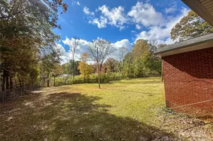 1910 Midwood Dr, Albemarle, NC 28001 - Photo 11