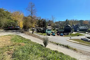 131 Lookout Rd, Asheville, NC 28804 - Photo 9