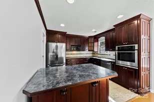 9800 Ashley Farm Dr, Matthews, NC 28105 - Photo 11