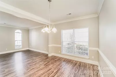 7121 Scuppernong Court, Charlotte, NC 28215 - Photo 3