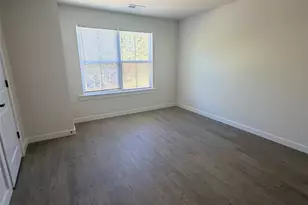 407 15th Ave SW, Hickory, NC 28602 - Photo 7