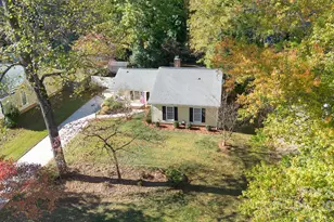 9310 Harps Mill Ct, Charlotte, NC 28270 - Photo 5