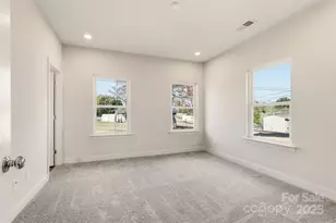 128 N Main St, Granite Falls, NC 28630 - Photo 15