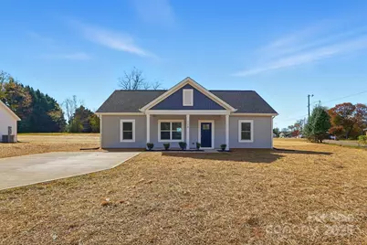 128 N Main Street, Granite Falls, NC 28630 - Photo 1
