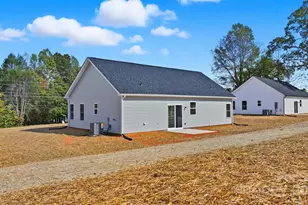 128 N Main St, Granite Falls, NC 28630 - Photo 33