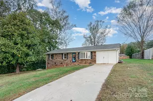 512 Ralphs Blvd, Gastonia, NC 28052 - Photo 1