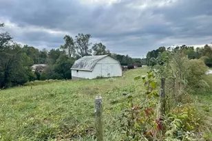 557 Falls Ave, Granite Falls, NC 28630 - Photo 5