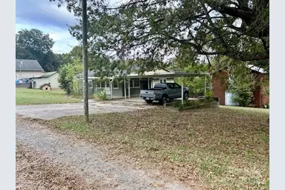 557 Falls Avenue, Granite Falls, NC 28630 - Photo 3